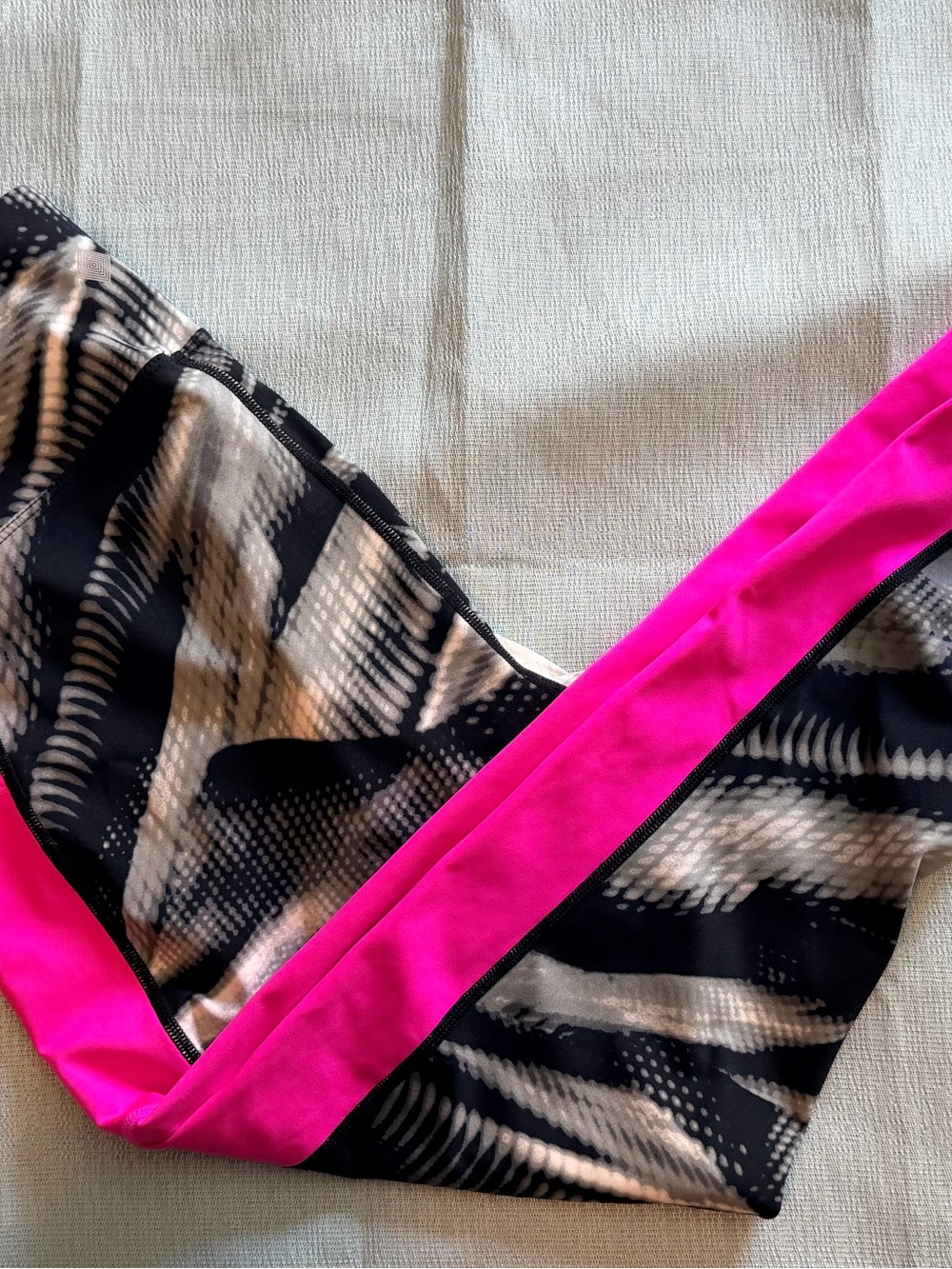 Lularoe Brave Ankle Fitness Legging